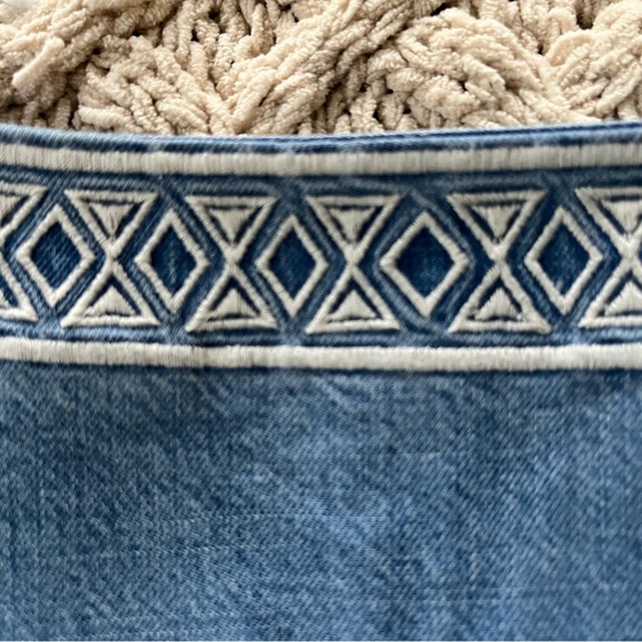 Southern Tide 100% Tencel Holly Embroidered Chambray Light Indigo Dress Size XS - Picture 10 of 16